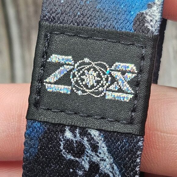 ZOX "BURY THE PAST" #807/1000 RARE MED DIAMOND STITCH Planetary Set WRISTBAND - Picture 11 of 11